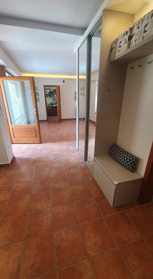 i1i_176467749375813500