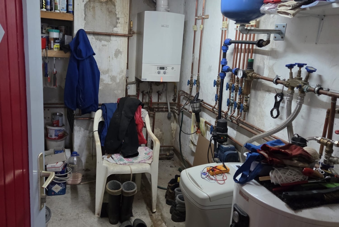 1170