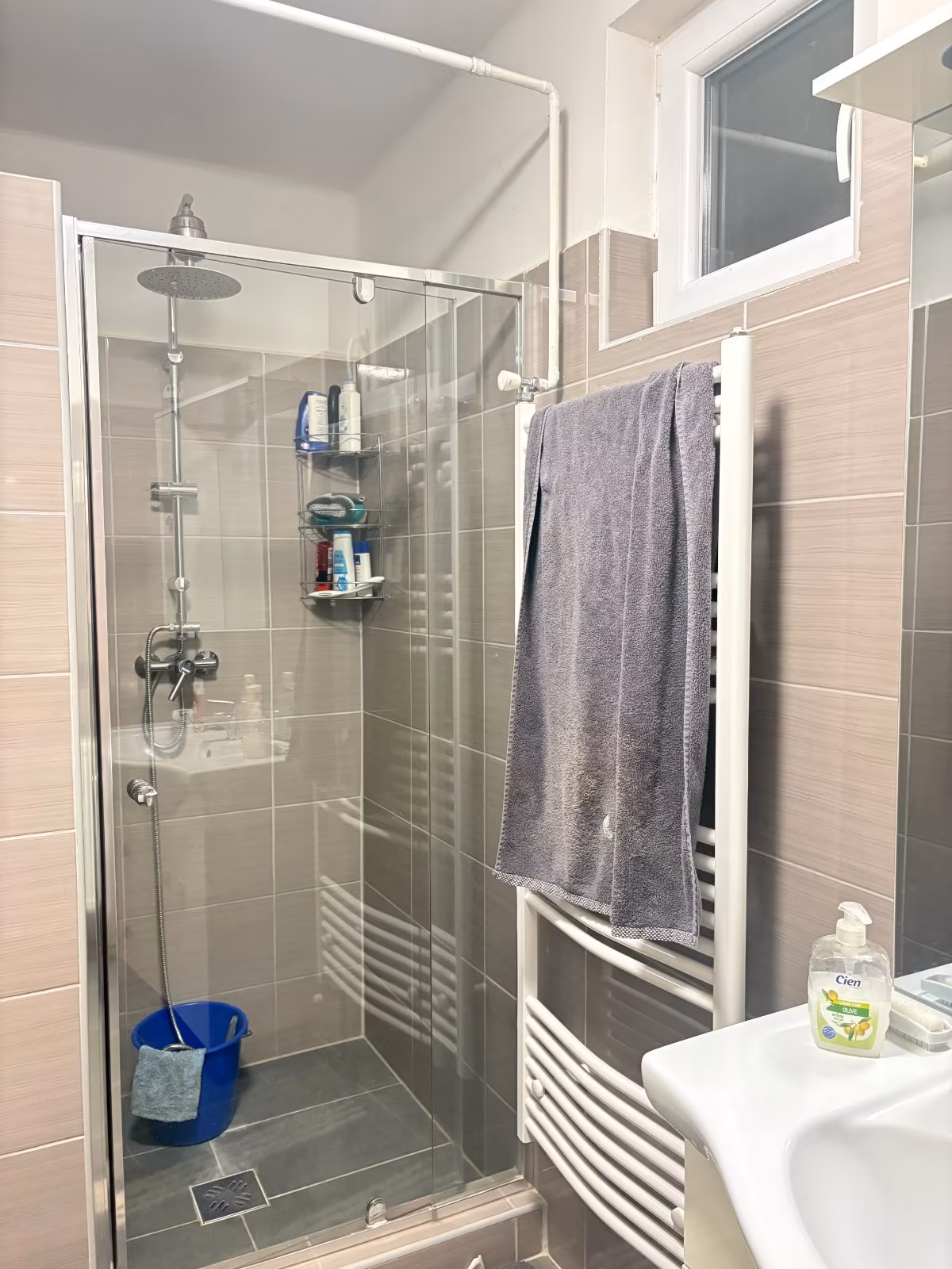 a94e8aa7-002e-483f-be6e-d82068d86295