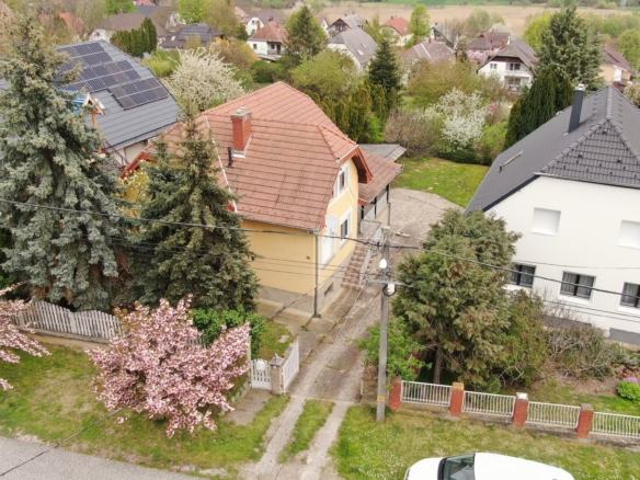 Attraktives Mehrfamilienhaus in Alsópáhok nahe Hévíz – vielseitig nutzbar – Provisionsfrei